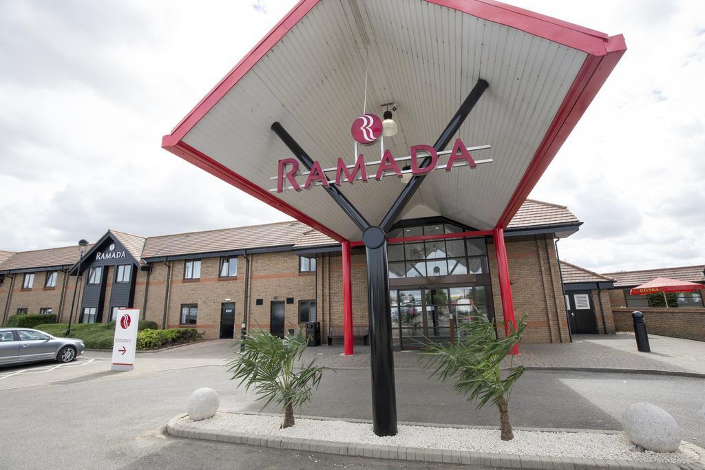 Hotel Ramada Cambridge Fen Drayton Exteriér fotografie