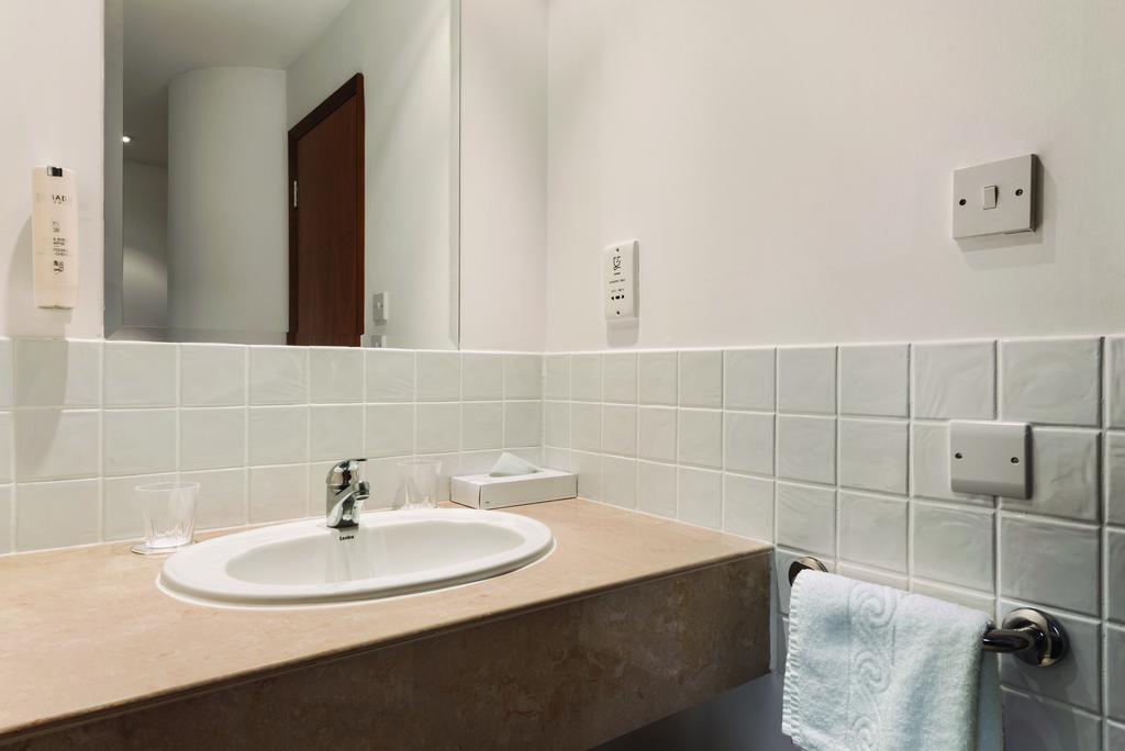 Hotel Ramada Cambridge Fen Drayton Exteriér fotografie