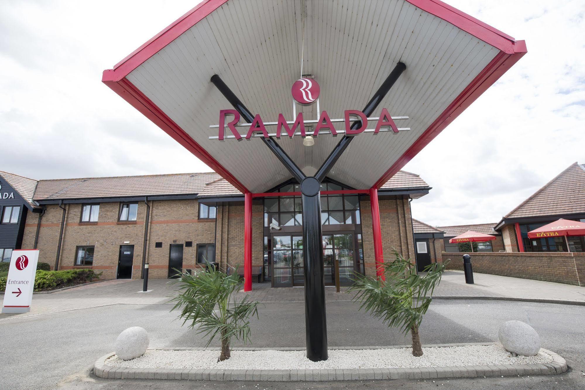 Hotel Ramada Cambridge Fen Drayton Exteriér fotografie